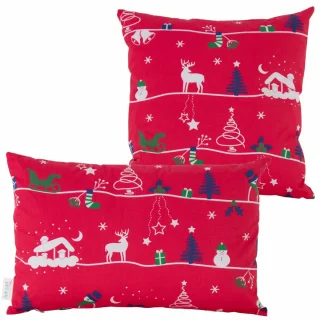 Zestaw dekoracyjnych jaśków świątecznych na kanapę, czerwone z bożonarodzeniowym wzorem.