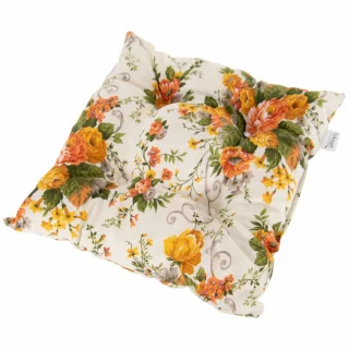 Poduszka na krzesło, pojedyncza sztuka, kwiatowy wzór w kolorach żółtym i pomarańczowym na jasnym tle.
