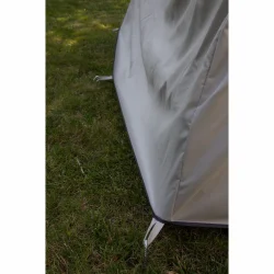 Pokrowiec na huśtawkę ogrodową w szarym kolorze, kompletny zestaw, przymocowany do ziemi.