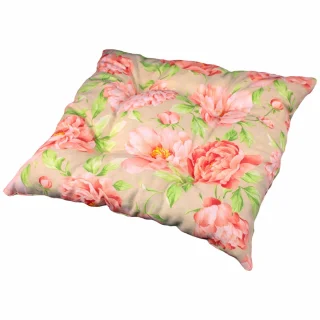 Poduszka na krzesło 40cmx40cm, pojedyncza sztuka, w kwiatowy wzór z różowymi piwoniami na beżowym tle.