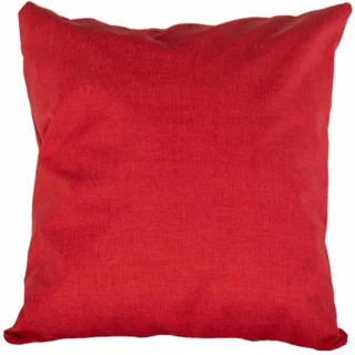 Czerwona poszewka na poduszkę do domu, widoczna pojedyncza sztuka.